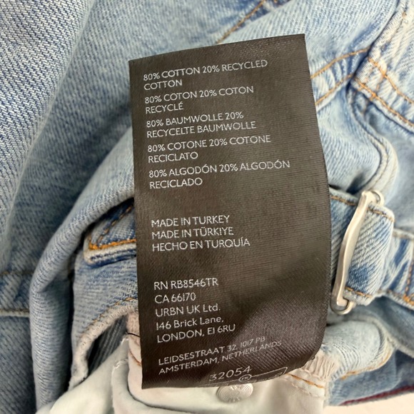 BDG Urban Outfitters Logan Buckle Baggy Barrel Jeans Womens 26 Light Wash - Picture 13 of 16